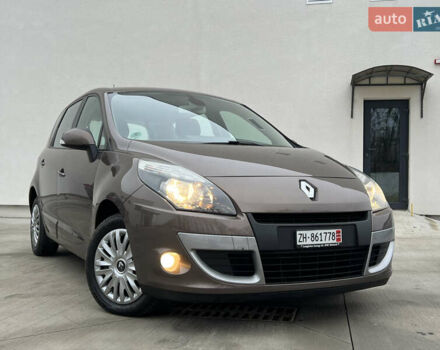 Коричневый Рено Сценик, объемом двигателя 1.6 л и пробегом 120 тыс. км за 8350 $, фото 22 на Automoto.ua