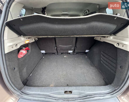 Коричневий Рено Сценік, об'ємом двигуна 1.46 л та пробігом 236 тис. км за 7999 $, фото 15 на Automoto.ua