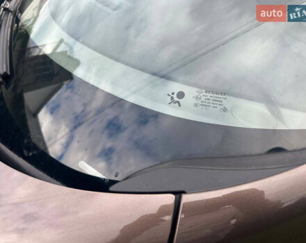 Рено Сценик 2011 в Ивано-Франковске на Automoto.ua Коричневый Рено Сценик, объемом двигателя 1.6 л и пробегом 157 тыс. км за 7599 $, фото 16 на Automoto.ua