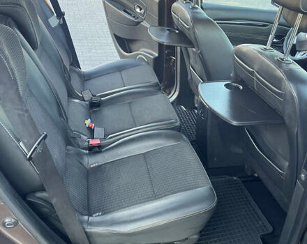 Коричневий Рено Сценік, об'ємом двигуна 1.46 л та пробігом 212 тис. км за 7900 $, фото 9 на Automoto.ua