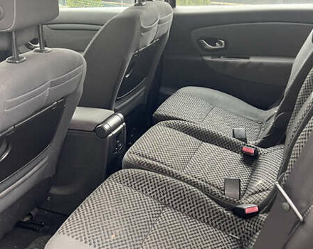 Коричневий Рено Сценік, об'ємом двигуна 1.5 л та пробігом 330 тис. км за 7500 $, фото 7 на Automoto.ua