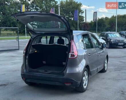 Коричневий Рено Сценік, об'ємом двигуна 1.46 л та пробігом 244 тис. км за 7500 $, фото 19 на Automoto.ua