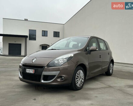 Коричневый Рено Сценик, объемом двигателя 1.6 л и пробегом 120 тыс. км за 8350 $, фото 1 на Automoto.ua