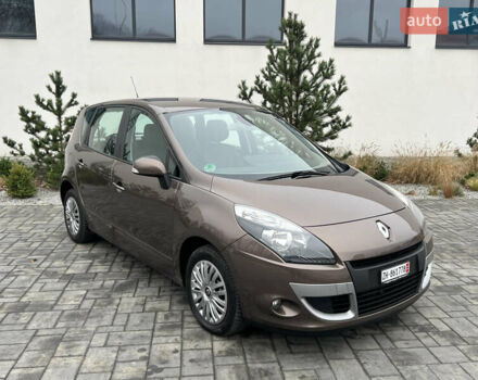 Коричневый Рено Сценик, объемом двигателя 1.6 л и пробегом 120 тыс. км за 8350 $, фото 184 на Automoto.ua
