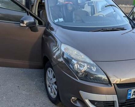 Коричневий Рено Сценік, об'ємом двигуна 1.46 л та пробігом 207 тис. км за 8900 $, фото 33 на Automoto.ua
