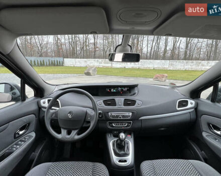 Коричневый Рено Сценик, объемом двигателя 1.6 л и пробегом 120 тыс. км за 8350 $, фото 177 на Automoto.ua