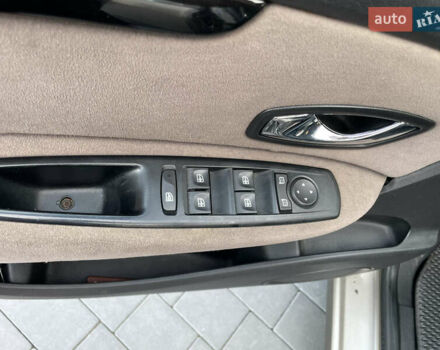 Коричневий Рено Сценік, об'ємом двигуна 1.46 л та пробігом 295 тис. км за 6500 $, фото 10 на Automoto.ua