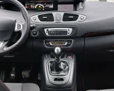 Коричневый Рено Сценик, объемом двигателя 1.5 л и пробегом 208 тыс. км за 7999 $, фото 20 на Automoto.ua