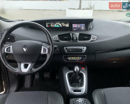 Коричневий Рено Сценік, об'ємом двигуна 1.5 л та пробігом 167 тис. км за 9400 $, фото 25 на Automoto.ua