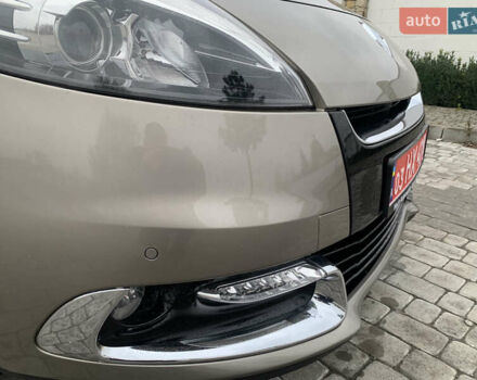 Коричневий Рено Сценік, об'ємом двигуна 1.5 л та пробігом 167 тис. км за 9400 $, фото 26 на Automoto.ua