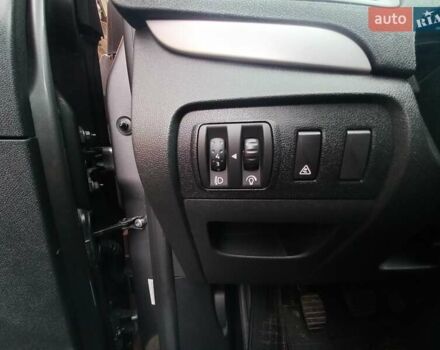 Коричневый Рено Сценик, объемом двигателя 1.5 л и пробегом 202 тыс. км за 9000 $, фото 12 на Automoto.ua