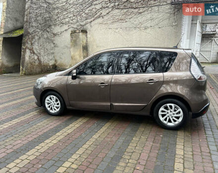 Коричневий Рено Сценік, об'ємом двигуна 1.46 л та пробігом 241 тис. км за 7350 $, фото 5 на Automoto.ua