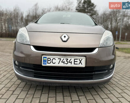 Коричневый Рено Сценик, объемом двигателя 1.46 л и пробегом 255 тыс. км за 7500 $, фото 6 на Automoto.ua