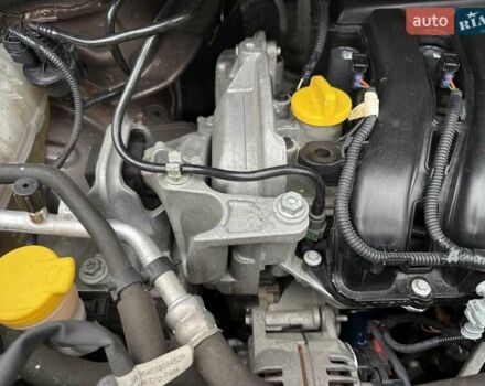 Коричневый Рено Сценик, объемом двигателя 1.6 л и пробегом 129 тыс. км за 9300 $, фото 88 на Automoto.ua