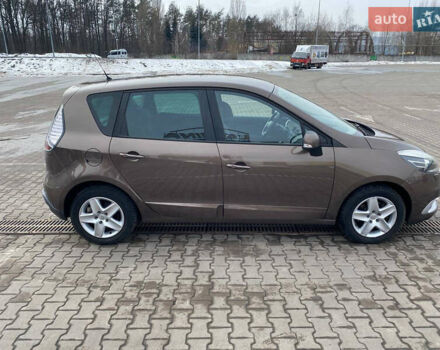 Коричневий Рено Сценік, об'ємом двигуна 2 л та пробігом 180 тис. км за 7950 $, фото 3 на Automoto.ua