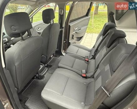 Коричневый Рено Сценик, объемом двигателя 1.6 л и пробегом 129 тыс. км за 9300 $, фото 70 на Automoto.ua