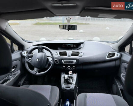 Коричневый Рено Сценик, объемом двигателя 1.46 л и пробегом 255 тыс. км за 7500 $, фото 52 на Automoto.ua