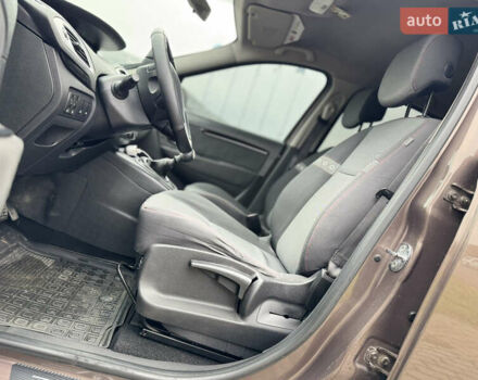 Коричневый Рено Сценик, объемом двигателя 1.46 л и пробегом 255 тыс. км за 7500 $, фото 35 на Automoto.ua