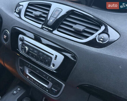 Коричневый Рено Сценик, объемом двигателя 0 л и пробегом 220 тыс. км за 8999 $, фото 17 на Automoto.ua