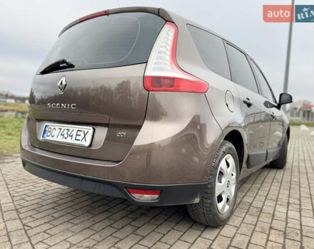 Коричневый Рено Сценик, объемом двигателя 1.46 л и пробегом 255 тыс. км за 7500 $, фото 28 на Automoto.ua