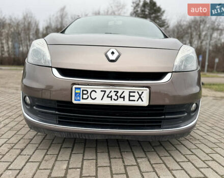 Коричневый Рено Сценик, объемом двигателя 1.46 л и пробегом 255 тыс. км за 7500 $, фото 11 на Automoto.ua