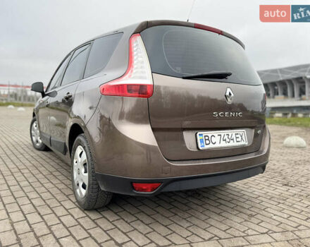 Коричневый Рено Сценик, объемом двигателя 1.46 л и пробегом 255 тыс. км за 7500 $, фото 26 на Automoto.ua