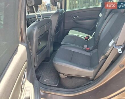 Коричневый Рено Сценик, объемом двигателя 1.5 л и пробегом 273 тыс. км за 7900 $, фото 24 на Automoto.ua