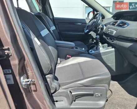 Коричневый Рено Сценик, объемом двигателя 1.5 л и пробегом 273 тыс. км за 7900 $, фото 19 на Automoto.ua