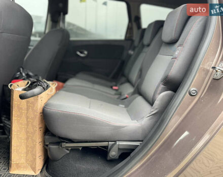 Коричневый Рено Сценик, объемом двигателя 1.46 л и пробегом 255 тыс. км за 7500 $, фото 37 на Automoto.ua