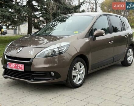 Коричневый Рено Сценик, объемом двигателя 1.6 л и пробегом 129 тыс. км за 9300 $, фото 8 на Automoto.ua