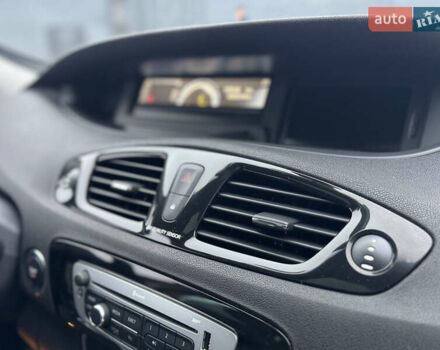 Коричневый Рено Сценик, объемом двигателя 1.6 л и пробегом 190 тыс. км за 10250 $, фото 70 на Automoto.ua