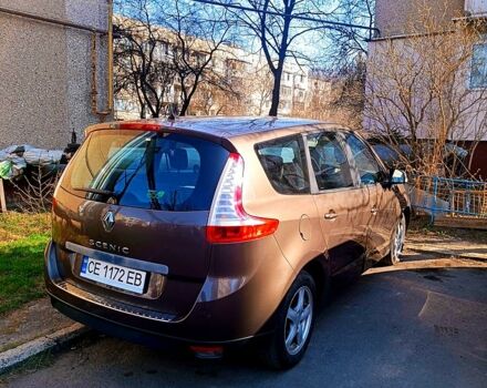 Рено Сценик 2013 в Киеве на Automoto.ua Коричневый Рено Сценик, объемом двигателя 1.5 л и пробегом 225 тыс. км за 9000 $, фото 2 на Automoto.ua
