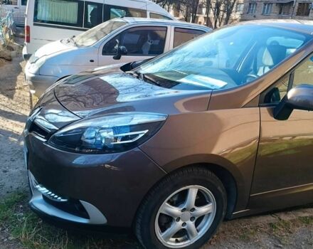 Рено Сценик 2013 в Киеве на Automoto.ua Коричневый Рено Сценик, объемом двигателя 1.5 л и пробегом 225 тыс. км за 9000 $, фото 3 на Automoto.ua