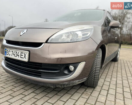 Коричневый Рено Сценик, объемом двигателя 1.46 л и пробегом 255 тыс. км за 7500 $, фото 8 на Automoto.ua