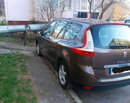 Рено Сценик 2013 в Киеве на Automoto.ua Коричневый Рено Сценик, объемом двигателя 1.5 л и пробегом 225 тыс. км за 9000 $, фото 4 на Automoto.ua