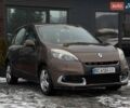 Коричневый Рено Сценик, объемом двигателя 1.6 л и пробегом 340 тыс. км за 7300 $, фото 1 на Automoto.ua