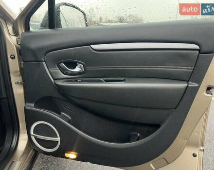 Коричневый Рено Сценик, объемом двигателя 1.6 л и пробегом 225 тыс. км за 10200 $, фото 22 на Automoto.ua