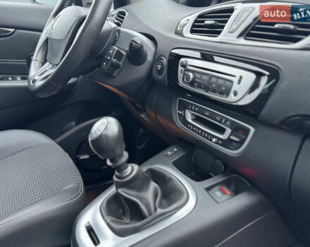 Коричневый Рено Сценик, объемом двигателя 1.6 л и пробегом 190 тыс. км за 10250 $, фото 67 на Automoto.ua