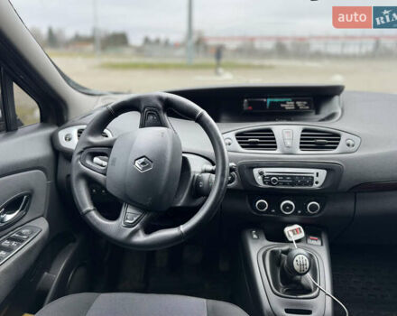 Коричневый Рено Сценик, объемом двигателя 1.46 л и пробегом 255 тыс. км за 7500 $, фото 46 на Automoto.ua