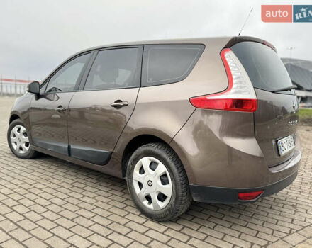 Коричневый Рено Сценик, объемом двигателя 1.46 л и пробегом 255 тыс. км за 7500 $, фото 19 на Automoto.ua