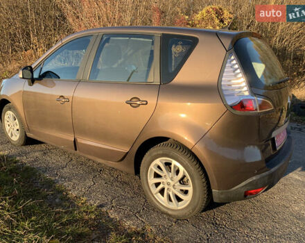 Коричневый Рено Сценик, объемом двигателя 1.46 л и пробегом 165 тыс. км за 9990 $, фото 10 на Automoto.ua