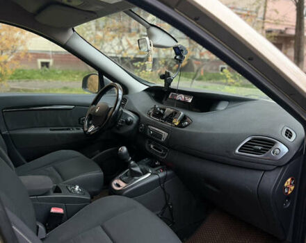 Коричневий Рено Сценік, об'ємом двигуна 1.46 л та пробігом 212 тис. км за 9291 $, фото 5 на Automoto.ua