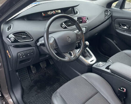 Коричневий Рено Сценік, об'ємом двигуна 1.46 л та пробігом 86 тис. км за 9300 $, фото 7 на Automoto.ua