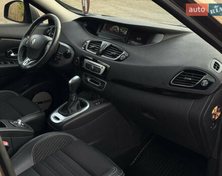 Коричневый Рено Сценик, объемом двигателя 1.5 л и пробегом 240 тыс. км за 10499 $, фото 89 на Automoto.ua