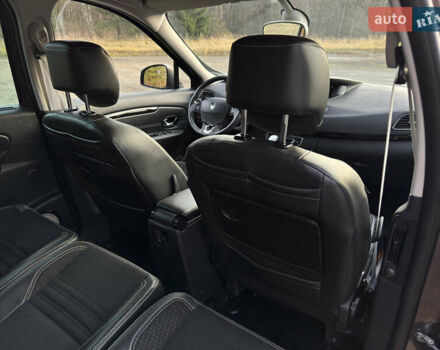 Коричневый Рено Сценик, объемом двигателя 1.5 л и пробегом 240 тыс. км за 10499 $, фото 104 на Automoto.ua