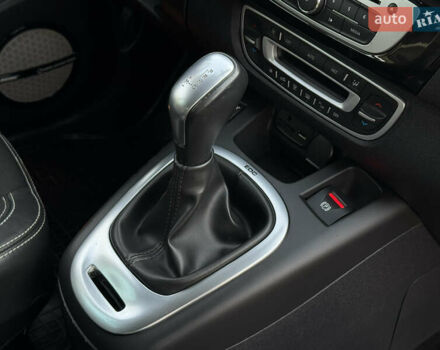 Коричневый Рено Сценик, объемом двигателя 1.5 л и пробегом 240 тыс. км за 10499 $, фото 95 на Automoto.ua