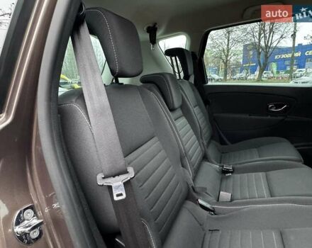 Коричневый Рено Сценик, объемом двигателя 1.46 л и пробегом 163 тыс. км за 10999 $, фото 56 на Automoto.ua