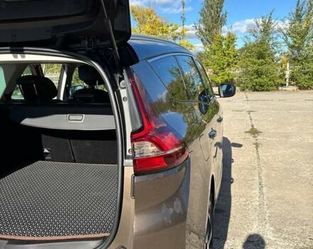 Коричневый Рено Сценик, объемом двигателя 1.6 л и пробегом 196 тыс. км за 17199 $, фото 49 на Automoto.ua