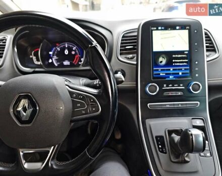 Коричневий Рено Сценік, об'ємом двигуна 1.75 л та пробігом 208 тис. км за 14000 $, фото 2 на Automoto.ua