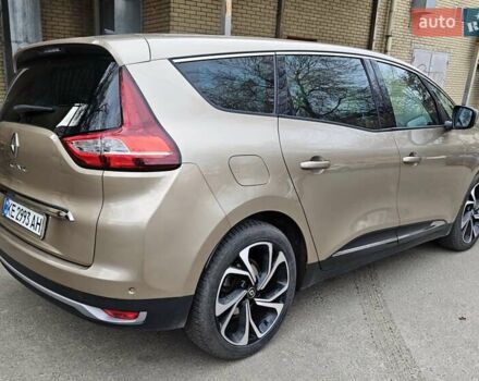 Коричневий Рено Сценік, об'ємом двигуна 1.75 л та пробігом 208 тис. км за 14000 $, фото 6 на Automoto.ua